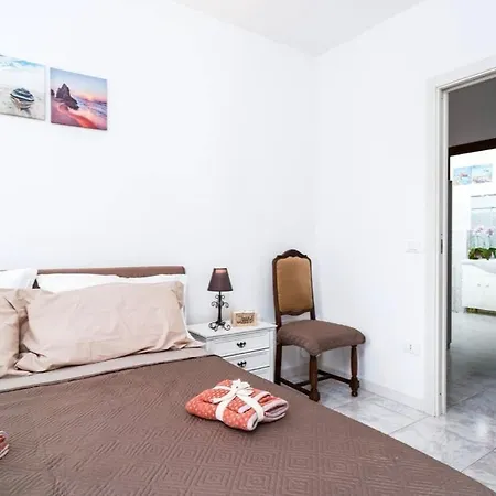 Domo De Ro Apartmán *